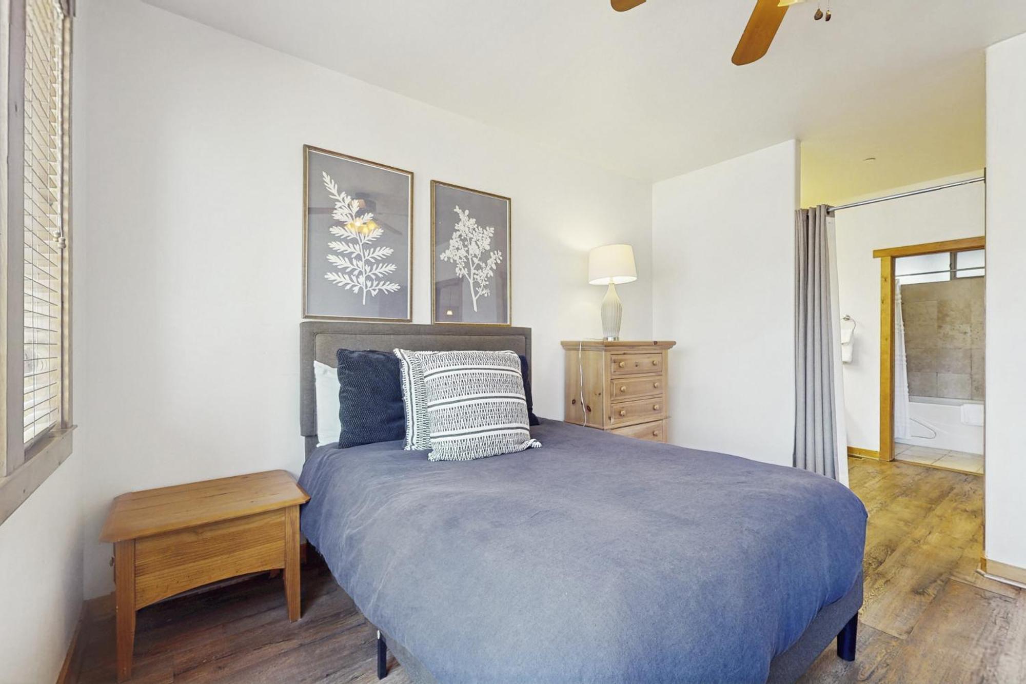 Dolomite Delight * Truckee